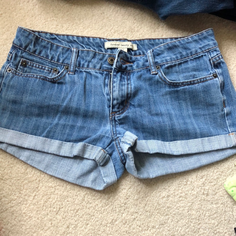 Forever 21 Jean shorts size 29